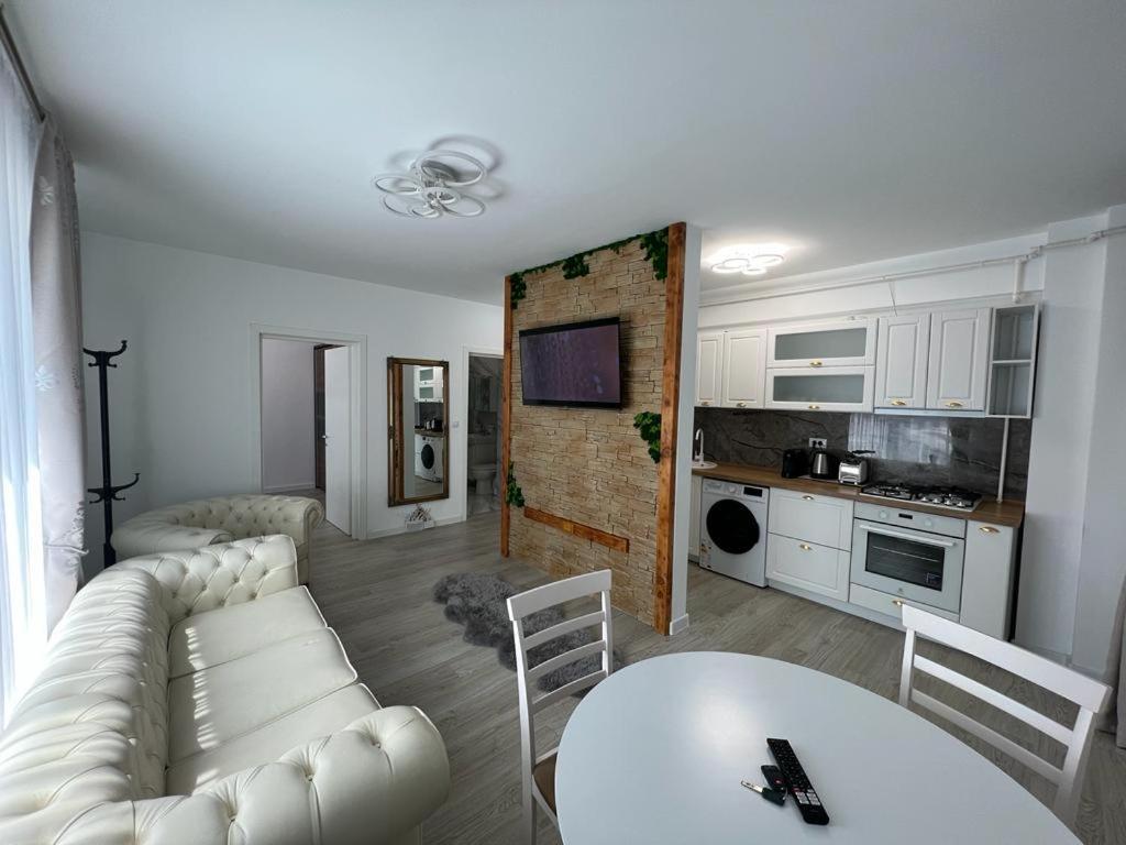 Urban Apartments And Studios - City Center Jassy Zewnętrze zdjęcie