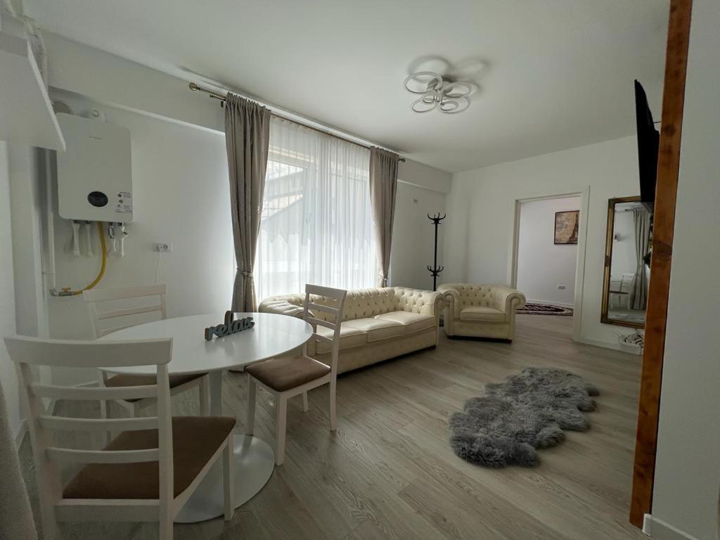 Urban Apartments And Studios - City Center Jassy Zewnętrze zdjęcie