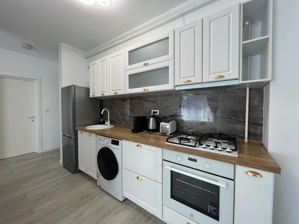 Urban Apartments And Studios - City Center Jassy Zewnętrze zdjęcie
