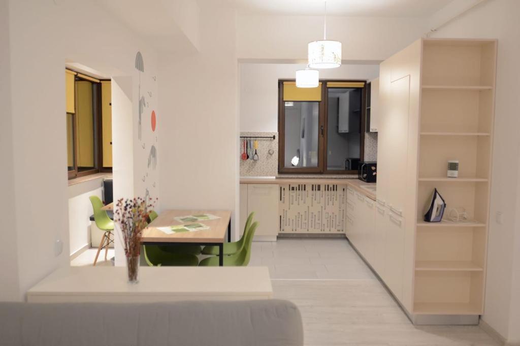 Urban Apartments And Studios - City Center Jassy Zewnętrze zdjęcie